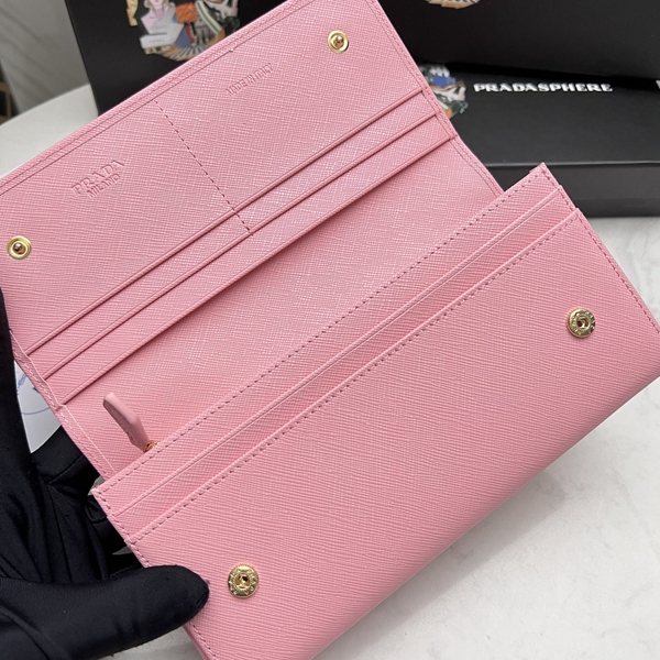 プラダ財布コピー細部ディテール